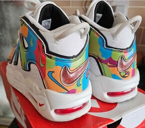 Nike Air more Uptempo (Peace&Love) - 2