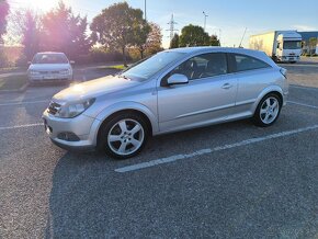 Opel astra gtc - 2