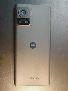 Motorola edge30 ultra - 2