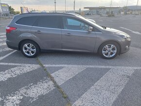 Ford Focus - kombi - 2