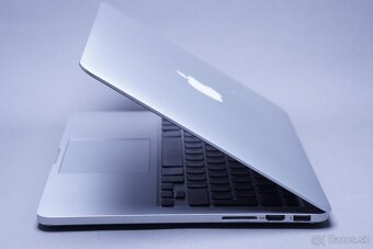 ZÁRUKA/Macbook Pro13.3"/I5 2.7GHZ/8GBRAM/250GB SSD/CZ/Bate - 2