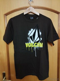 Tricko VOLCOM hnede, velkost S , uplne nove s visackami - 2