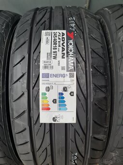 Yokohama 245/40R18 letné - 2