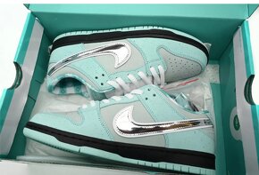 Nike SB Dunk Low Tiffany Lobster - 2