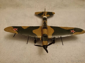 Il- 2 sturmovik 1/72 - 2