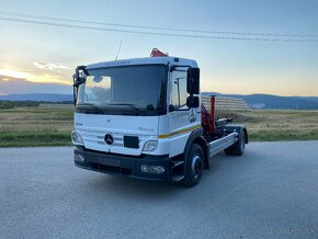 MERCEDES ATEGO 1218 - HÁKOVÝ NOSIČ KONT. + HYDR. RUKA - 2