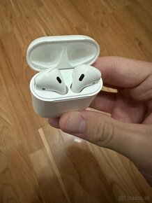 Apple Airpods 1. generation - 2