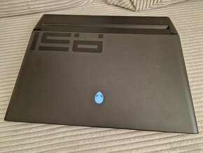 DELL Alienware 17 Area-51m R2 - 2