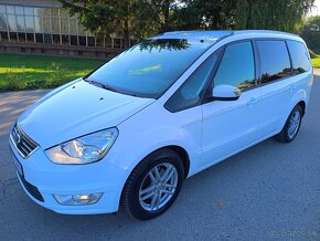 7miestny Ford Galaxy - 2