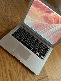 Apple MacBook Air 11 Mid 2009 2GB RAM 80GB HDD - 2