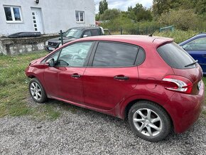 Peugeot 208 1.2i 60kw - 2