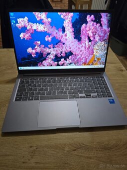 Samsung Galaxy BOOK 4 s procesorom i3 najnovsej generacie 8g - 2