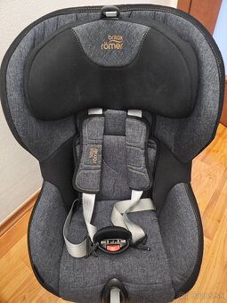 P: Britax Römer Trifix 2 i-Size Storm Grey - 2