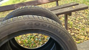 4ks Zimne pneumatiky 235/45 R18 98V - 2