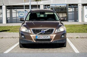 Volvo XC60 2.4D AWD Momentum Geartronic AT - 2