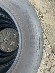 Continental 215/65/R17 - 2