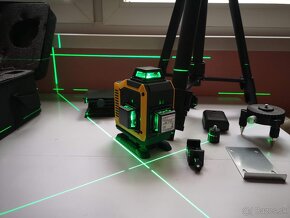 4D LASER NIVELÁK PLUS STATÍV 1,2 M - 2