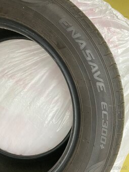 Letné pneumatiky Dunlop 215/60 R17 96H - 2