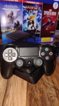 PS4 Slim - 2