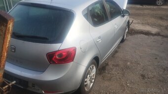 Rozpredám Seat Ibiza 6j 1,2 benzin 51kw - 2