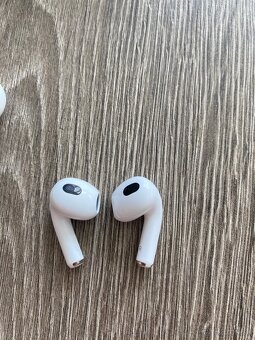 Apple air pods - 2