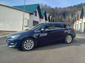 Opel astra sports tourer 1.4 turbo - 2