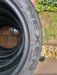 Zimné pneumatiky Nexen 235/45 R17 - 2