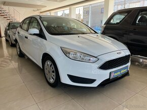 Ford Focus 2014 Benzín - 2