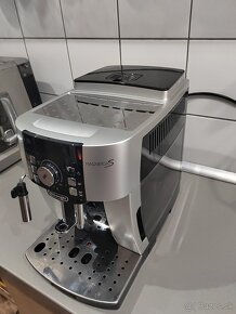 Delonghi magnifica S - 2