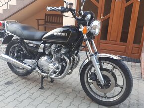 Suzuki GS 550 T - 2