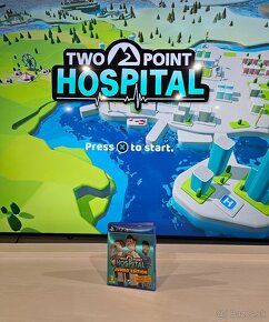 Two Point Hospital na PS4 15e - 2