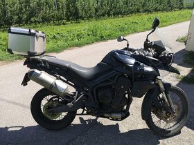 Rozpredám Triumph Tiger 800 XC, bez ABS - 2