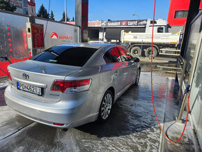 Toyota avensis 2.0 Diesel 93 kw - 2