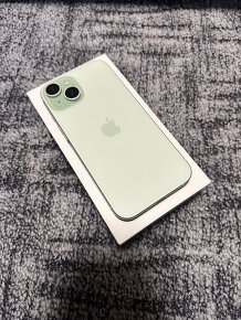 iPhone 15 128GB Green - 2