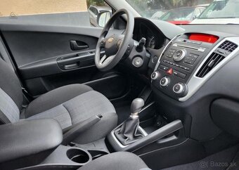 Kia Cee´d 1.4-NÍZKÉ KM-1.majitel - 2