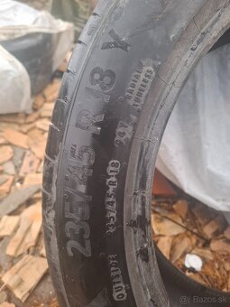 Predám letné pneumatiky 235/45 r18 - 2