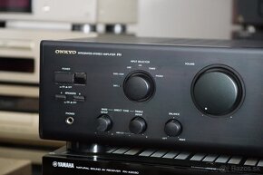 ONKYO A 9310 stereo zesilovač - 2