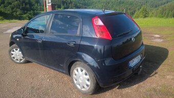 fiat grande punto - 2