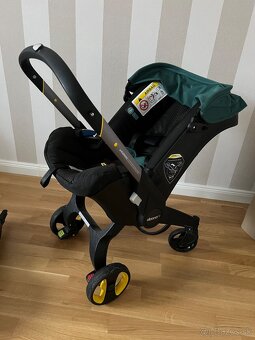 Autosedačka Doona Plus + isofix základňa - 2