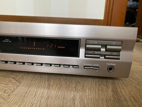 CD player Yamaha CDX 593 - 2