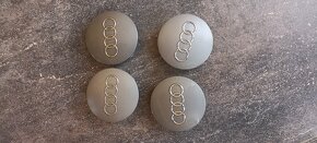 Stredové krytky kolies AUDI - 2