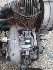 Motor jawa 250 - 2