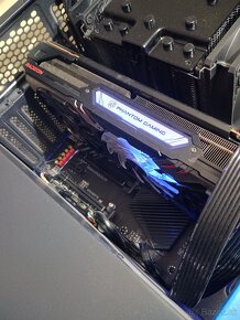 ASrock Radeon RX 6800 XT Phantom Gaming - 2