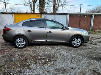 Renault fluence 1.6 benzín 82kw - 2