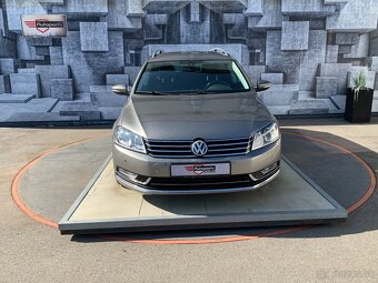 Volkswagen Passat 2.0TDI 125KW, VÝBAVA - 2