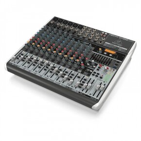 Predám mixažný pult BEHRINGER QX 1832 USB - 2