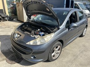 Rozpredam Peugeot 207 1,416V  70kw 2009 - 2