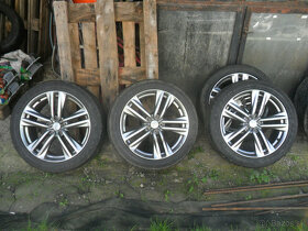 Predam sadu alu diskov R19 5x114,3 Infiniti - 2