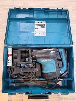 Predám vŕtacie/búracie kladivo/zbíjačka SDS-MAX Makita - 2