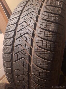 Zimne pneu Pirelli scorpion 255/50/R19 - 2